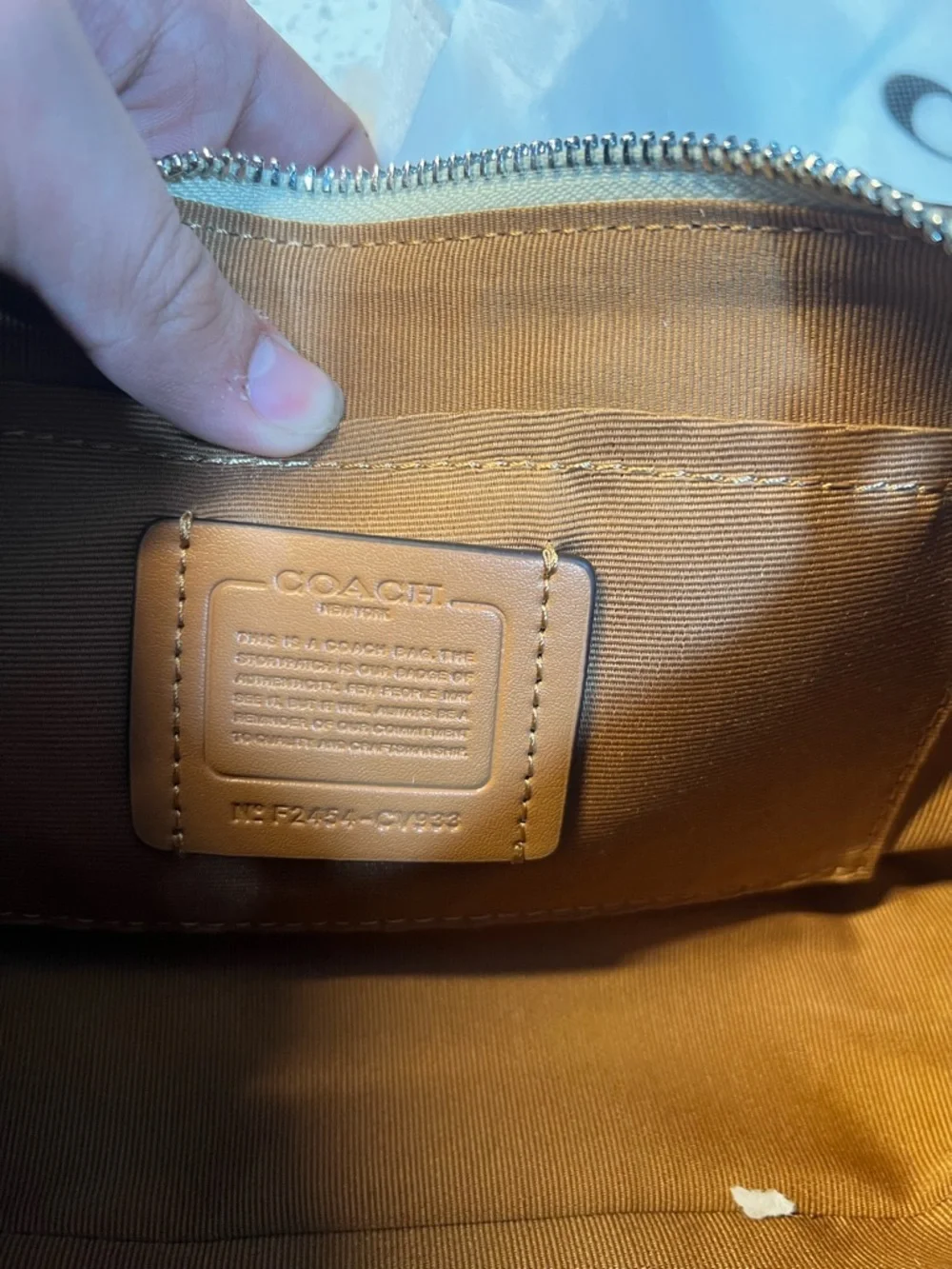 Coach Signature Canvas Teri Shoulder Bag in Light Beige and Cream - Picture 5 of 6